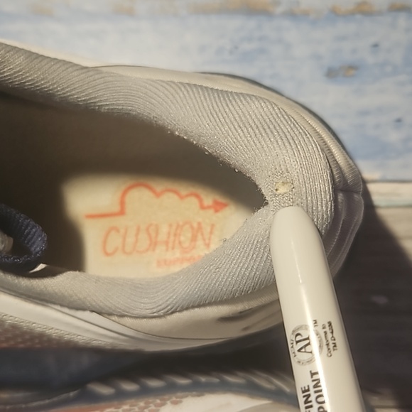 BROOKS ADRENALINE 22 GTS MENS RUNNING Size 10.5  #1103561D004 - Picture 11 of 11